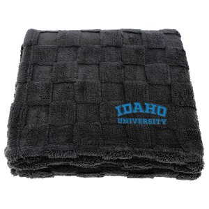 Harper Soft Checkerboard Blanket