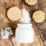 White Whale Ceramic Jar 16.9 oz