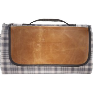 Field & Co. Picnic Blanket