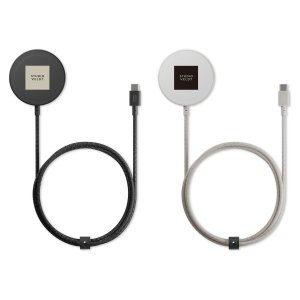 Native Union Snapstand Qi2 Wireless Charger