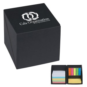 Note Worthy Cube with Flags